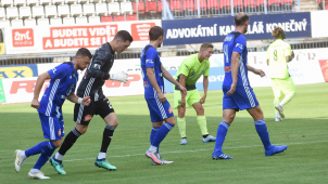 Problém - Sigma má tři nakažené