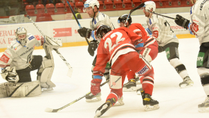 Hokejisté HC Olomouc získali ve Varech bod