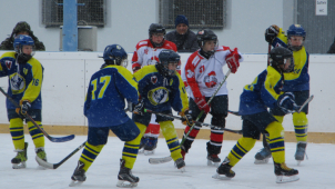 Mladší žáci Olomouce si zahráli "Winter Classics" pod širým nebem v Rýmařově