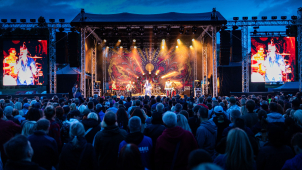 Ewa Farna a další hvězdy i sporty oživí Olomouc