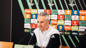 Jsme tu proto, abychom favoritovi postup zmařili, říká trenér Janotka