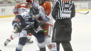 Mora držela krok půl zápasu, pak stříleli domácí