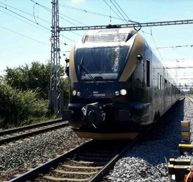 Vlak v Prosenicích narazil do návěstidla