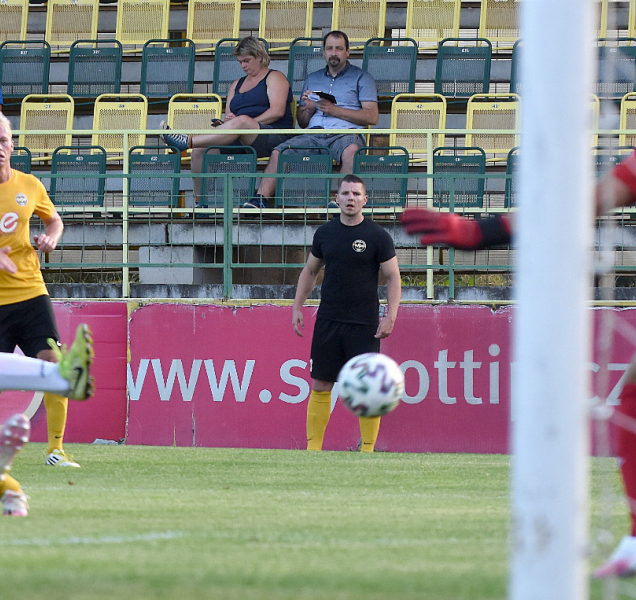 Holice doma ztratila náskok proti Vsetínu