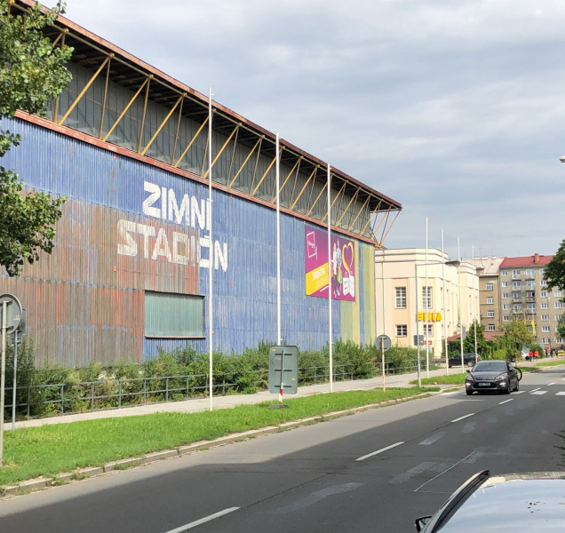 Plecharénu po sezóně čeká oprava střechy za padesát milionů