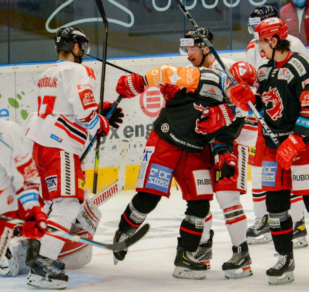 Hokejisté HC Olomouc prohráli ve Vítkovicích