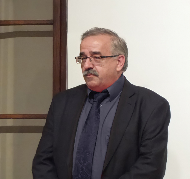 Kvůli komu odstranili populárního ředitele muzea?