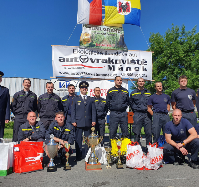Přerovští hasiči obhájili vítězství ve vyprošťování