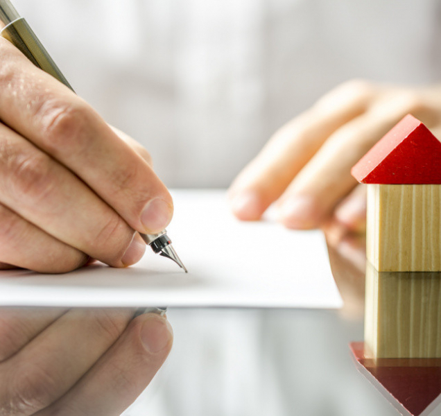 Zastupitelé schválili první fázi převodu bytů