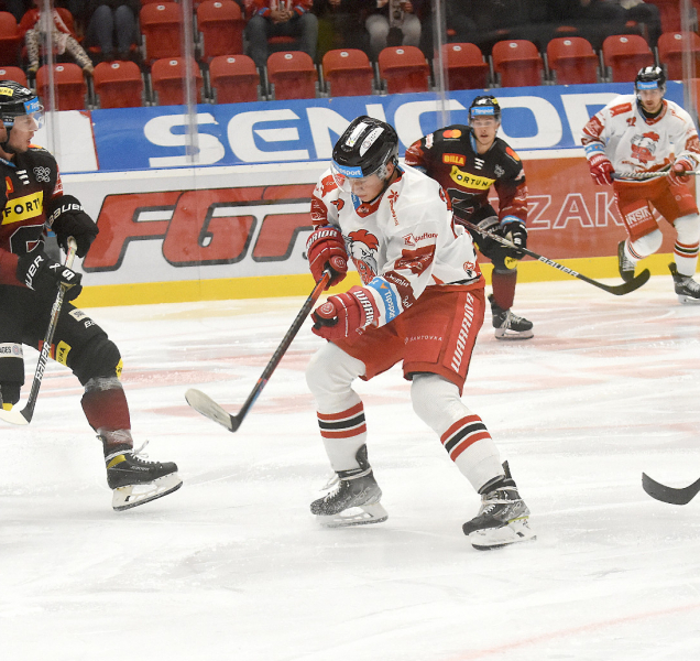 Hokejisté HC Olomouc nestačili na Pardubice