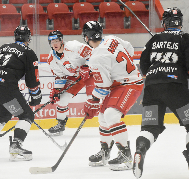 Hokejisté HC Olomouc podlehli Varům
