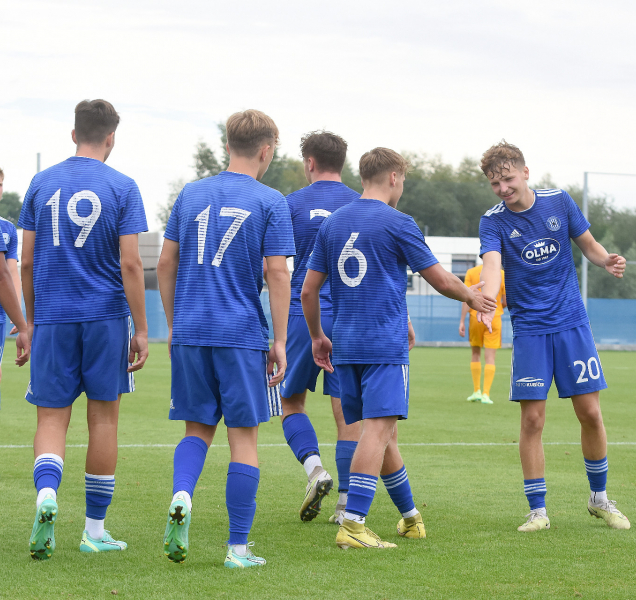 Devatenáctka SK Sigma dala Dukle čtverec