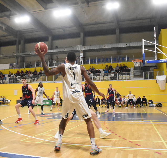 Basketbalisté BK REDSTONE potrápili mistra