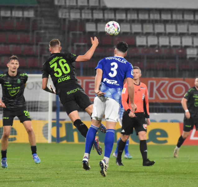 Fotbalisté SK Sigma remizovali v deseti s Jabloncem