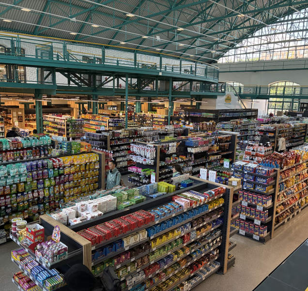Supermarket Senimo se po rekonstrukci znovu otvírá