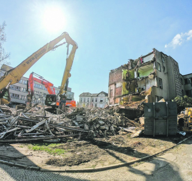 Začala demolice druhé interny, po 100 letech služby