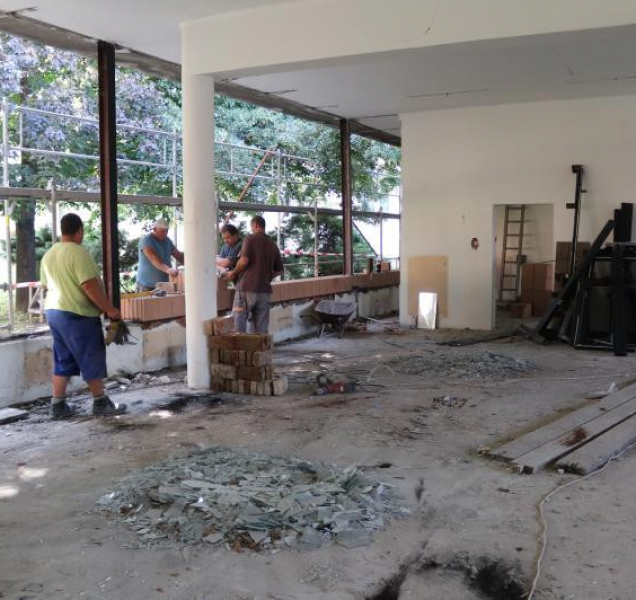 Čtyřiapadesát let stará nevyužívaná budova se mění na archív