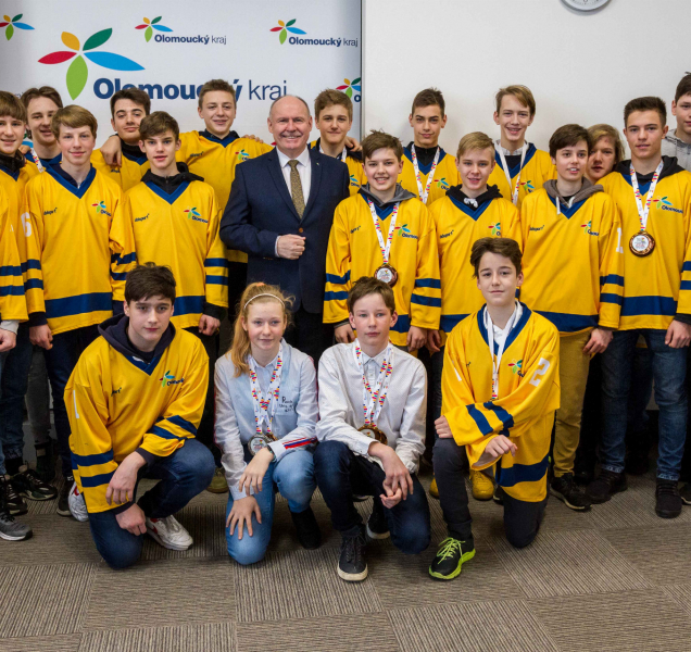 Hejtman přijal medailisty z olympiády mládeže