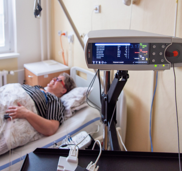 Spánková laboratoř ve fakultní nemocnici má nové přístroje