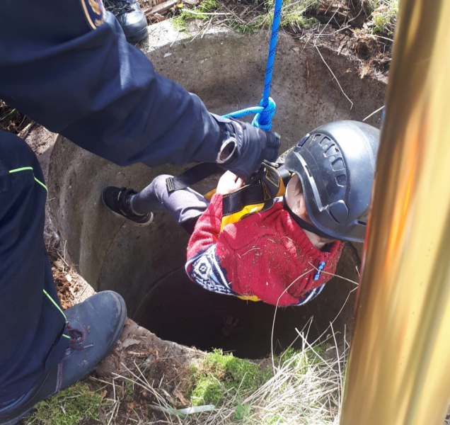 Šumperští hasiči vytáhli dítě ze studny