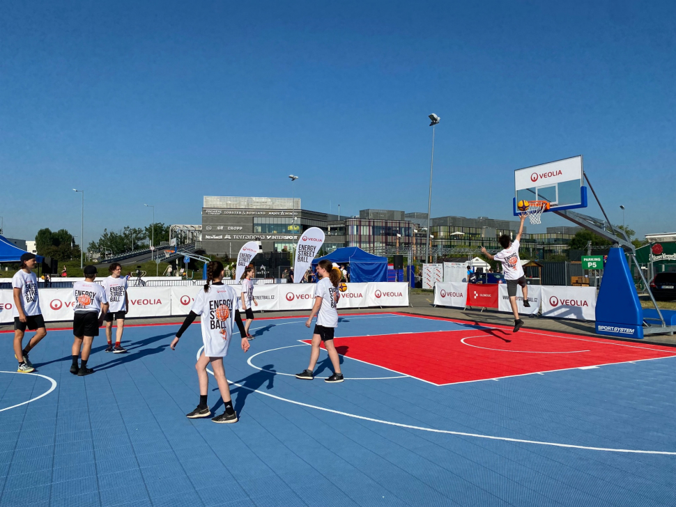 Turnaje pro žáky a studenty ve streetballu již brzy