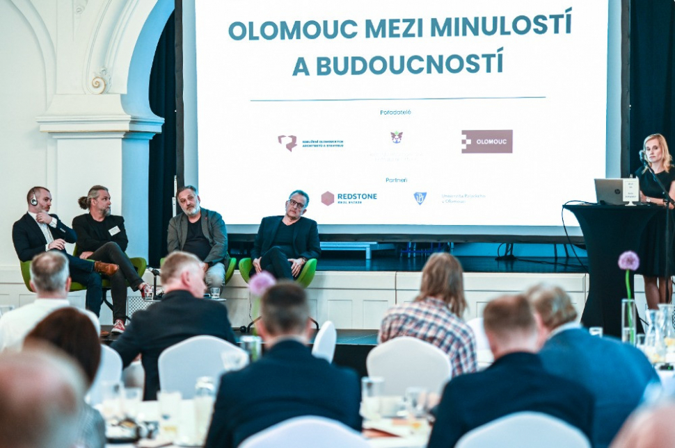 Města se musí rozvíjet, nesmí ustrnout, konstatovala konference urbanistů a architektů v Olomouci