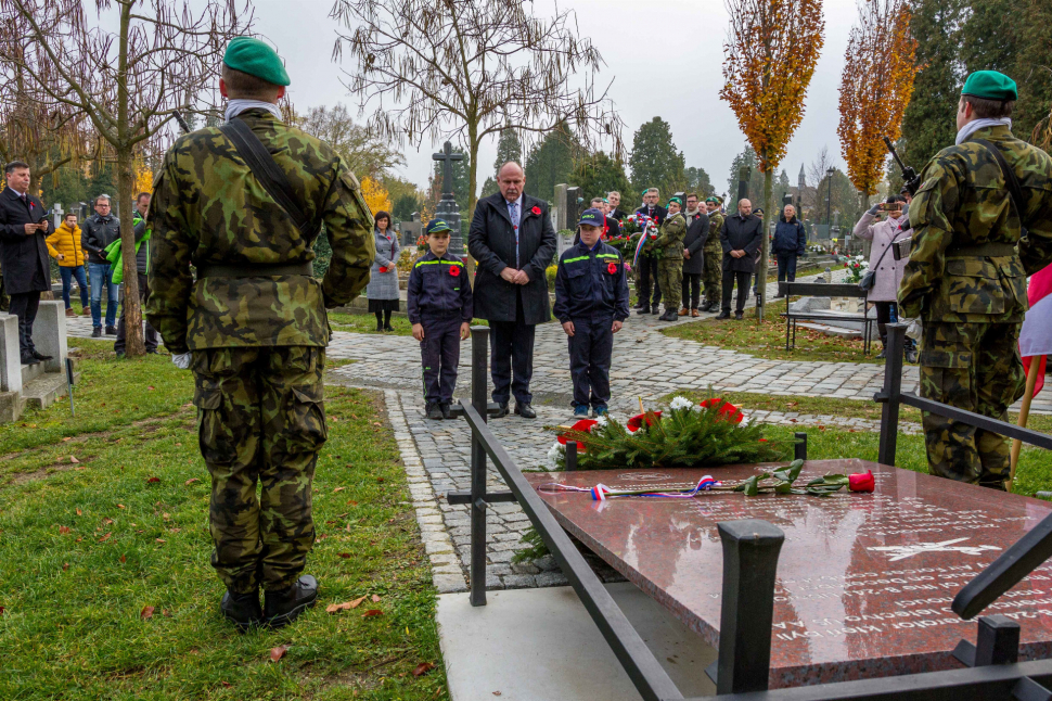 Hejtman Okleštěk se setkal s válečnými veterány