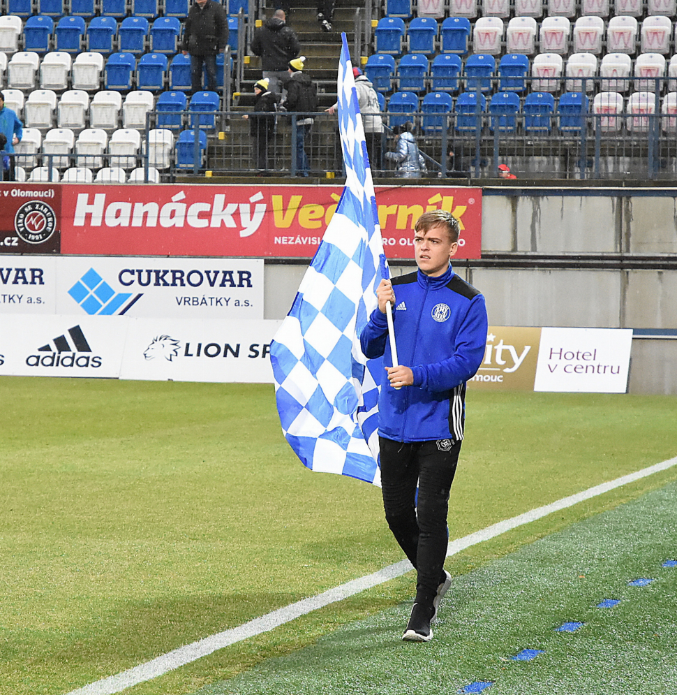 Fotbalová Sigma snížila základní platy